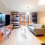 Wonder - Górskie Na Osiedlu Dozorowanym, Z Kominkami I Placem Zabaw Apartament Karpacz