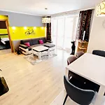 Wonder - Górskie Na Osiedlu Dozorowanym, Z Kominkami I Placem Zabaw Apartament *