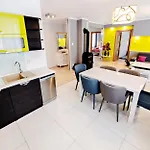Wonder - Górskie Na Osiedlu Dozorowanym, Z Kominkami I Placem Zabaw Apartament Karpacz