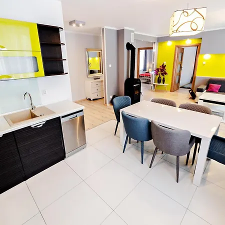 Wonder - Górskie Na Osiedlu Dozorowanym, Z Kominkami I Placem Zabaw Apartamento Karpacz